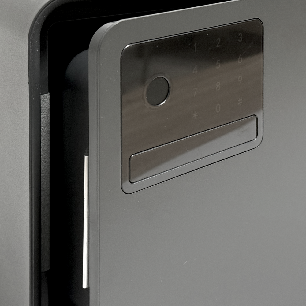 Сейф с биометрией LockSworth VS4528-BK