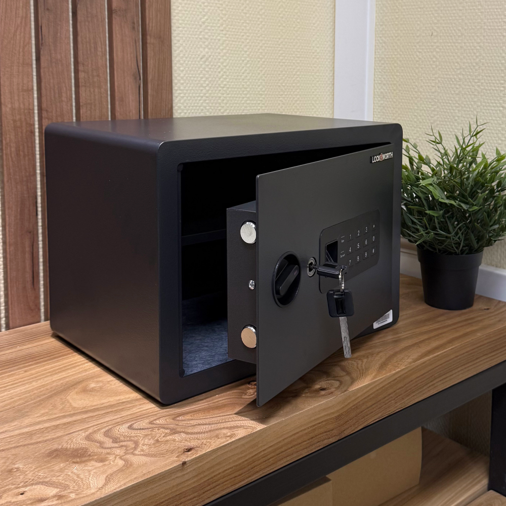 Сейф с биометрией LockSworth VS4526